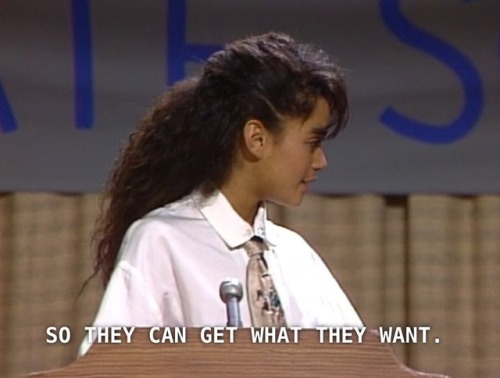 90sbluejeans:Lisa Bonet in A Different World.