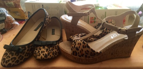 kissise:Got my new shoes too! 4€ and 2€! keithsterrrrr roar!!!