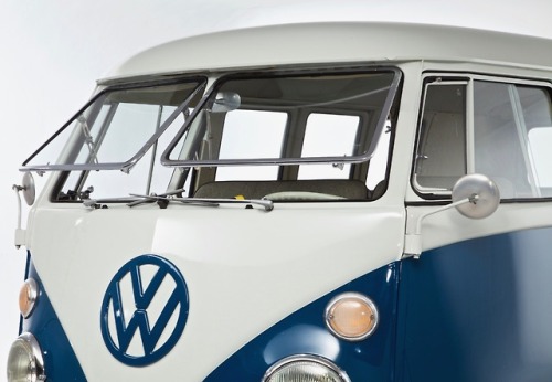 utwo:‘61 Volkswagen T1 Van© 4starclassics