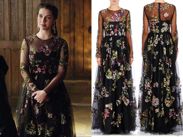 The Cw S Reign Fashion Style