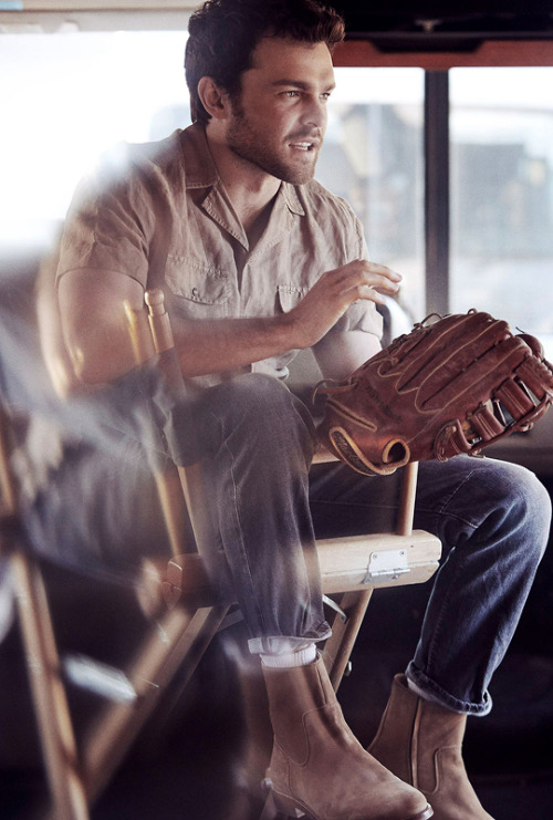 swnews:Alden Ehrenreich | Photos by Alexi Lubomirski for...