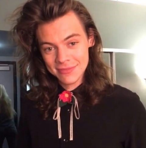 hardystyls:Harry backstage at New Year’s Rockin Eve - 2015