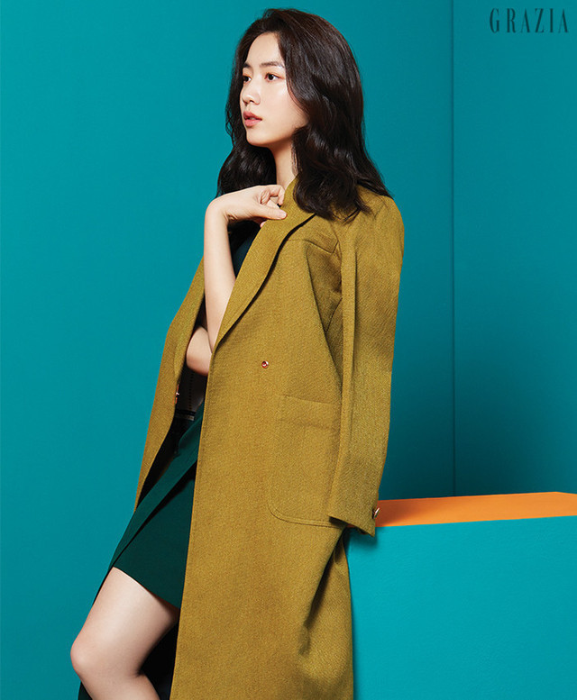 Ryu Hwa Young - Grazia Magazine October Issue ‘17 - Korean photoshoots