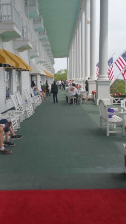 Scenes from Michigan (from top, L-R): Grand Hotel, Mackinac...