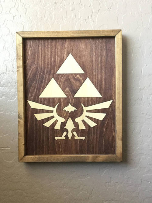 retrogamingblog:Legend of Zelda Wood Art made by...