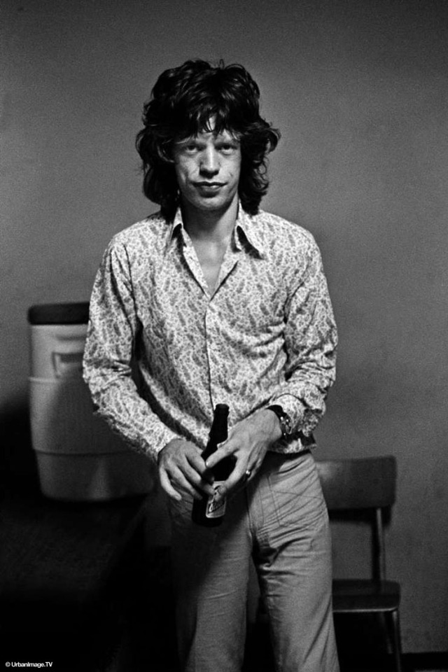 Smoke Eyes And Water — Mick Jagger At The Dynamic Sounds Studio 