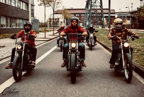 #KlassikKustoms squad Rideout Pictured by @glatzzo #yamaha...