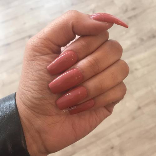 red nails on Tumblr