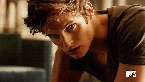 tumblr_myudr18kqg1tnboe1o1_500.gif