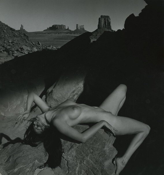 vintagehotmagazine:
â€œBy AndrÃ¨ de Dienes
â€