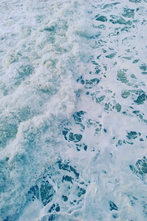 aestum:waves (by Nikole Sparks)