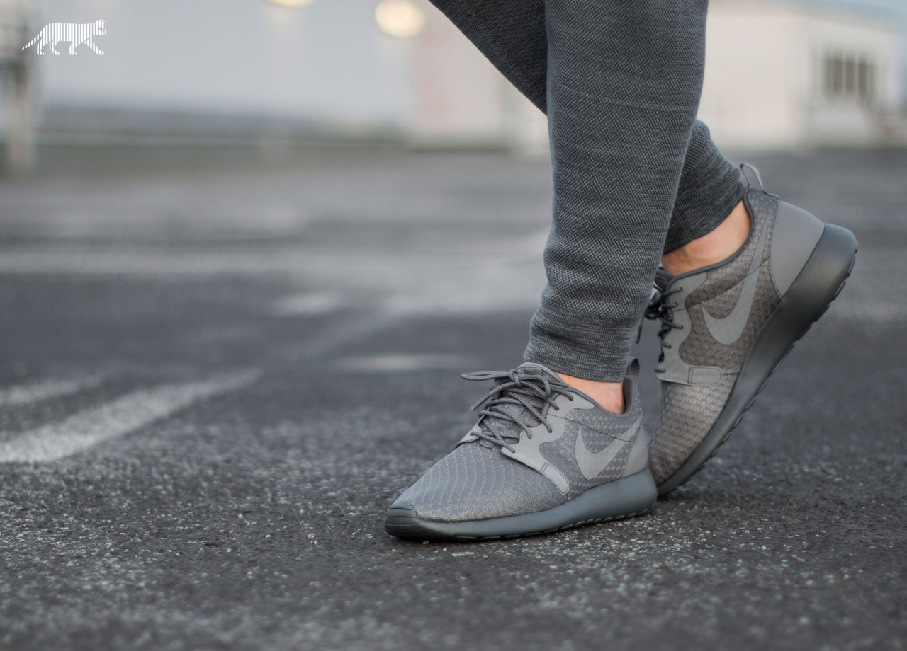 nike roshe run hyperfuse rood