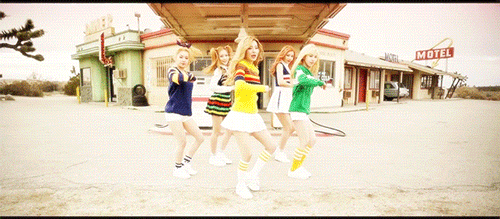 Rvlvt Red Velvet Ice Cream Cake Gif 1more