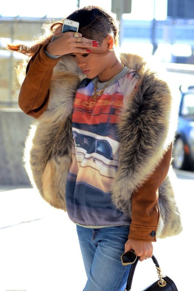 Rihannafashionswagrihanna fashiongirlstylestylishbad girlbad girl riricut haircoatfurwearoutfitbeautifulceleb