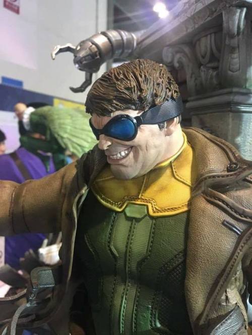 haxanbelial:Doctor Octopus ¼ scale statue by XM...