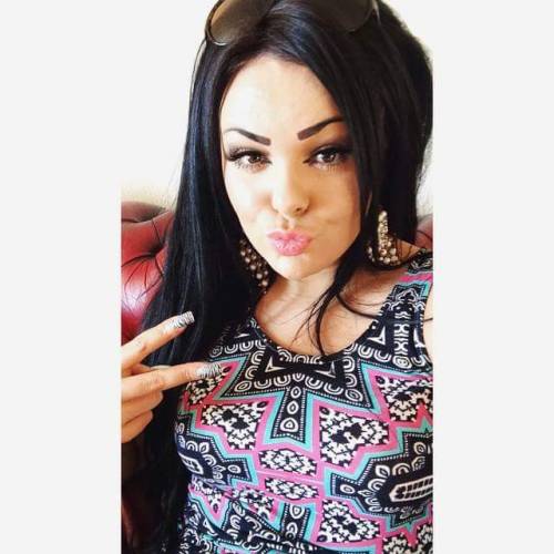 chavslutsdaily:Check out more british chavs here!