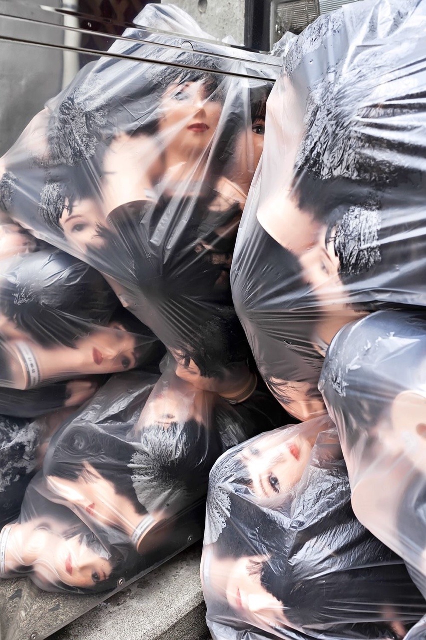 Plastic bag breath control