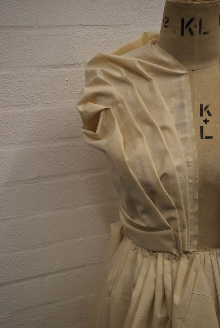 Knitgrandeur Fabric Manipulation For Fashion Design Draping