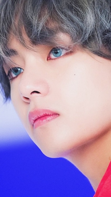 taehyung blue  hair Tumblr