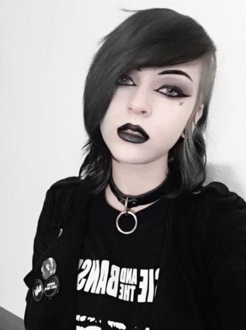 goth hair on Tumblr