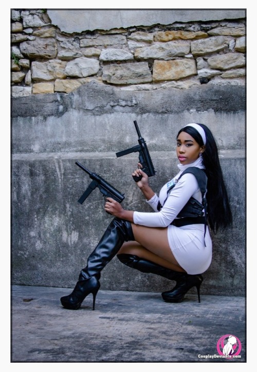 “Top Agent” is finally live on @cosplaydeviants! I’ve been...