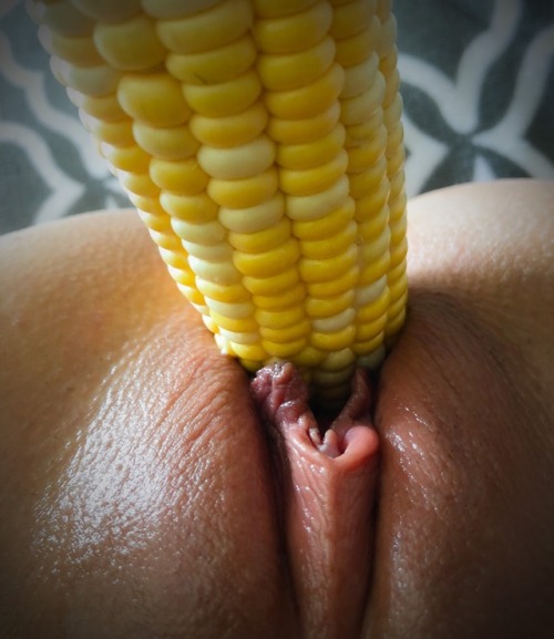 exposed7777:Mmm veggies!!! Reblogs and comments welcome