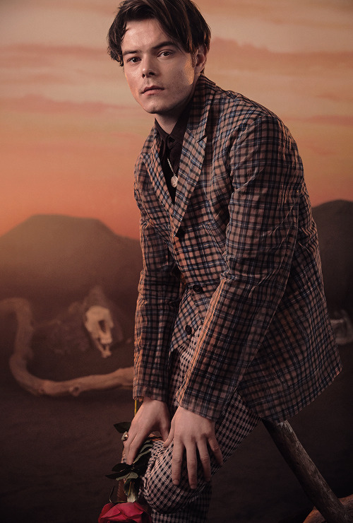 flawlessgentlemen:Charlie Heaton photographed by Crowns &...