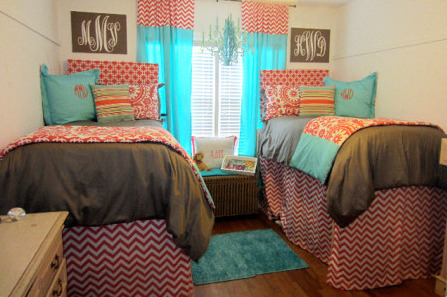 Two Ways to Spruce Up Your Dorm...No Matter How... - PC|Lifestyle & Fashion