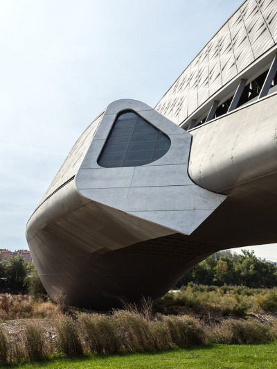 s-h-e-e-r:<br /><br /><br />	Zaha Hadid architects. Zaragoza bridge pavilion #15 da Ximo Michavila<br /><br /><br /> 