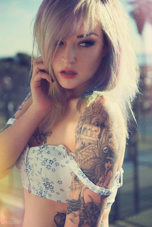 Blonde babe tattoo sex