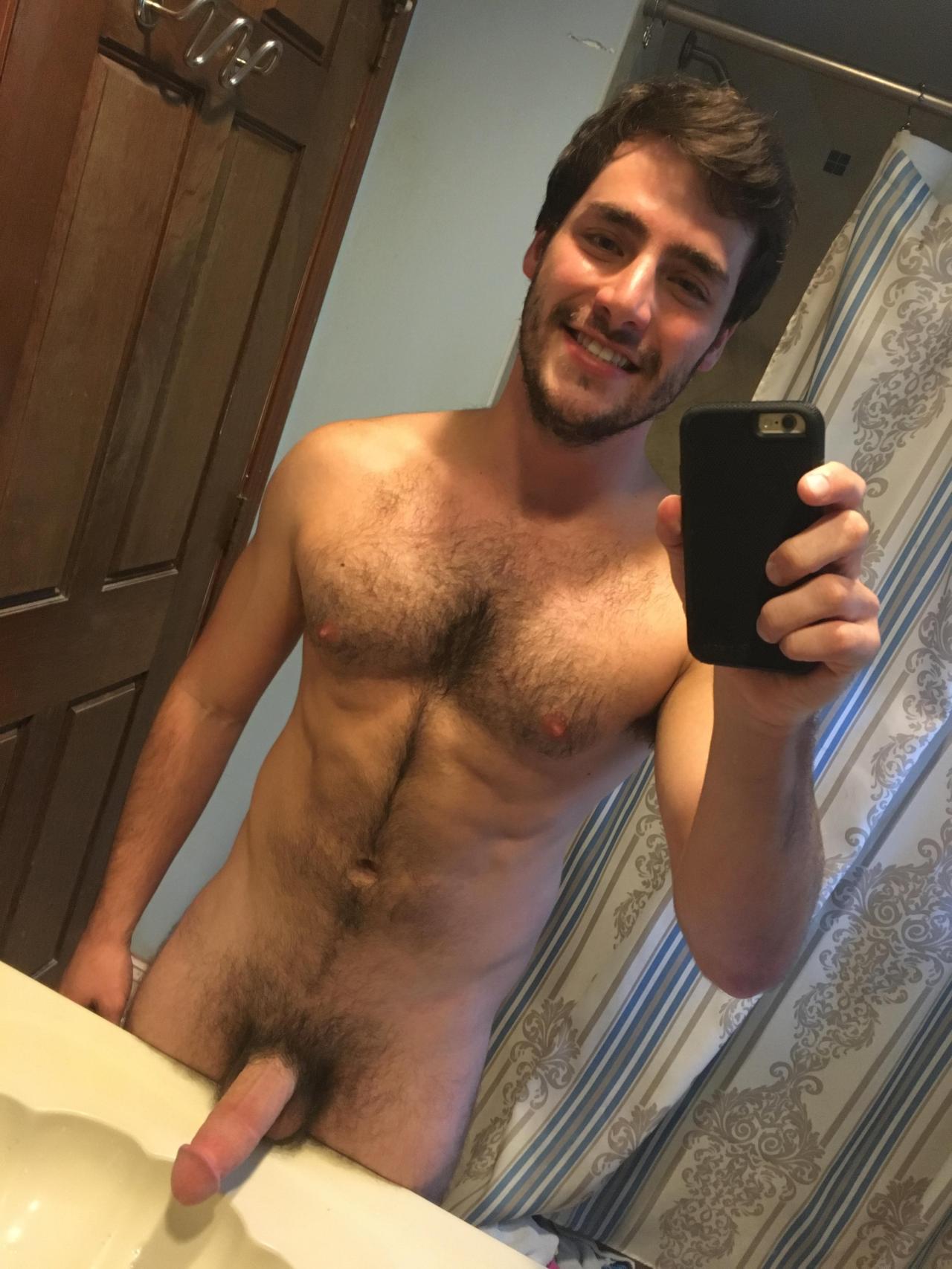 Hairy Naked Man Selfie, hairy naked man selfie pic, download hairy naked ma...