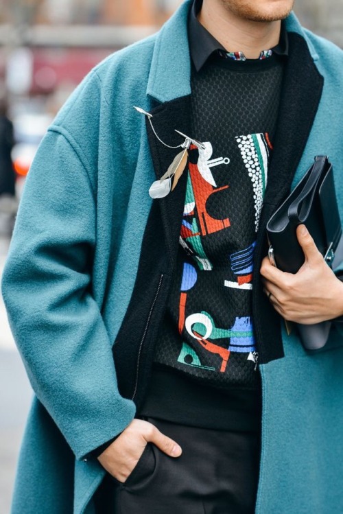 menstyleworld:outbackdreaming:Street. Street-style continues...