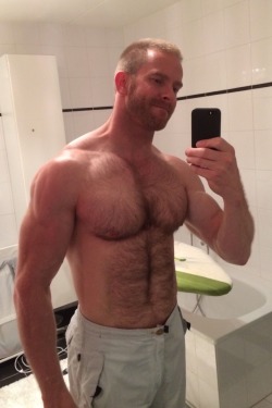 internationalhairymensclub: