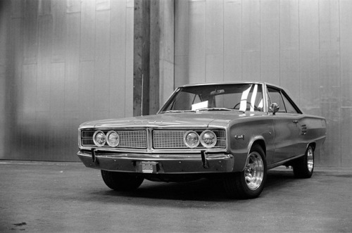 carpr0n:Starring: ‘67 Dodge Coronet 500By BiERLOS a.k.a....