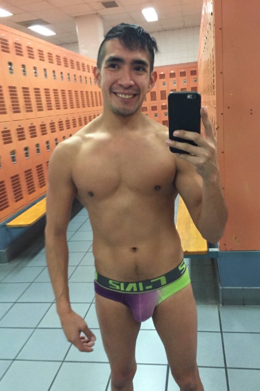 gay grindr hookup tumblrrandki online, jak kogoś poznać