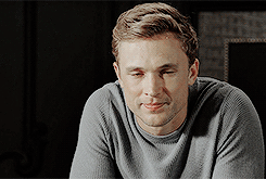 [Image: tumblr_inline_oyddgxTbKc1rifr4k_540.gif]