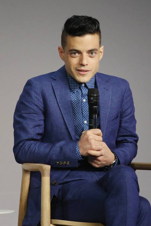 getcallaghan:Rami Malek speaks onstage during Apple Store Soho...