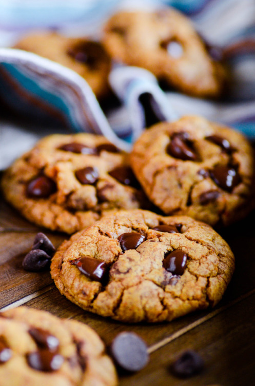 dessertdomain:Browned Butter Pumpkin Pudding Cookies via...