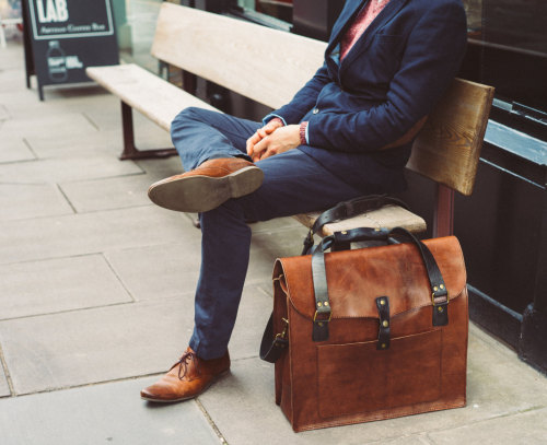 stuffguyswant:Stunning Handmade Leather BagsA group of three...