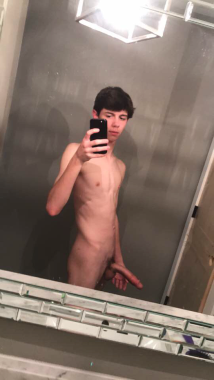 morevidsplz:morevidsplz:Meet Joe. He’s so horny and wanted...