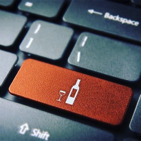 <p>We all need a shortcut button for wine… take your shortcut to visit your local winery today @visitsouthernhighlands @visitnsw @visitcanberra #foodandwine (at Cuttaway Hill Wines)<br/>
<a href="https://www.instagram.com/p/BxqipcpnlPA/?igshid=qzowzt74ovqj">https://www.instagram.com/p/BxqipcpnlPA/?igshid=qzowzt74ovqj</a></p>