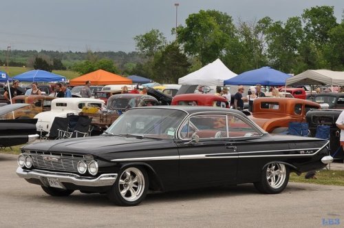 morbidrodz:More vintage cars, hot rods, and kustomsHill...