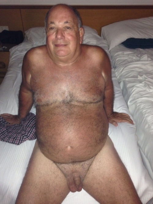 grandpadaddylover:Lovely Spanish grandpa!