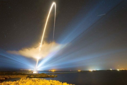 nasahistory:The launch of the Parker Solar Probe.