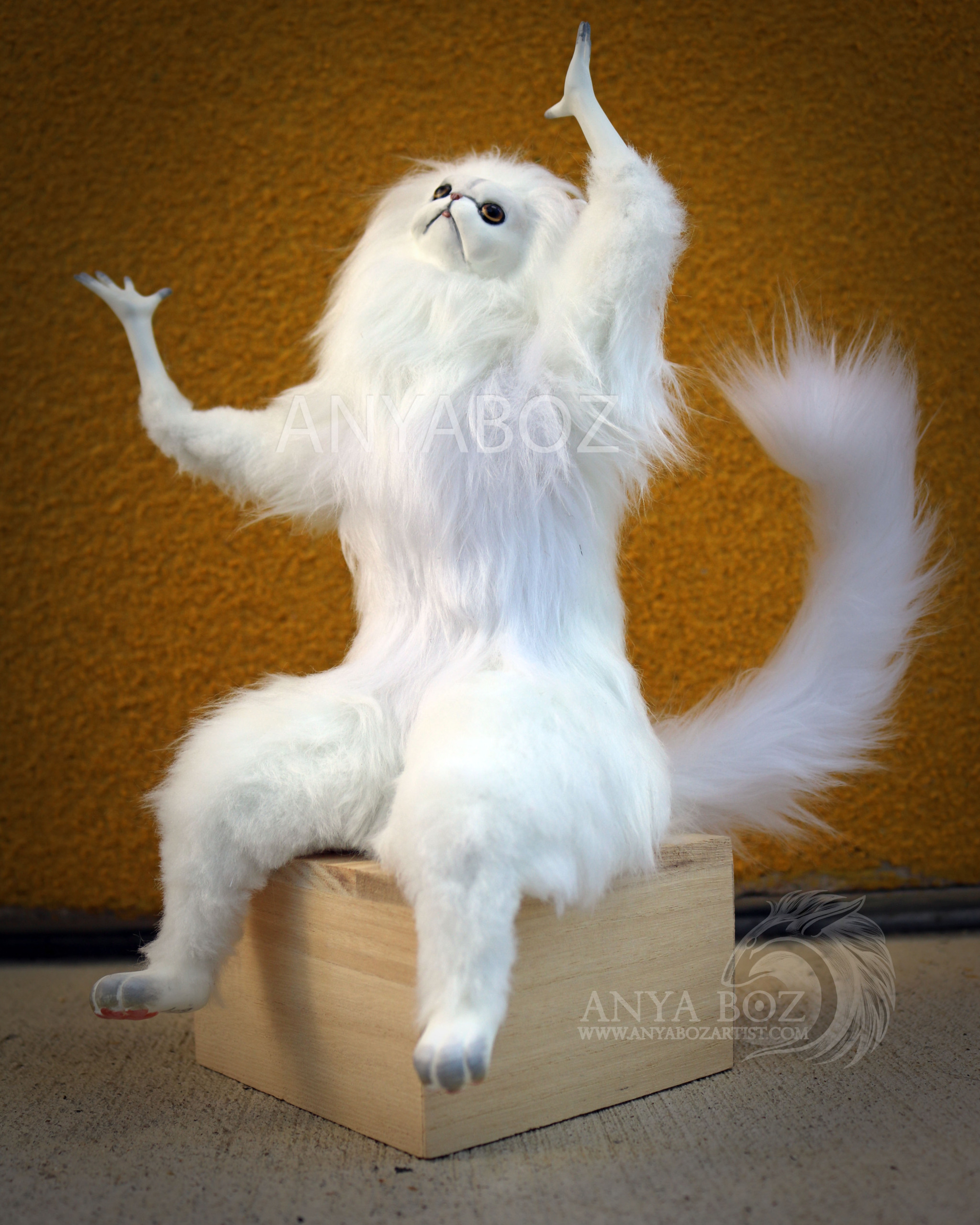 persian cat room guardian toy