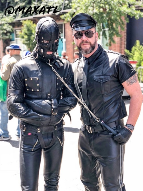 maxatl:Gimp @MaxATL is on the leash. Thank you, MASTERLucky...