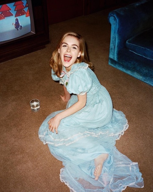 simplyshipka:Kiernan Shipka in Gucci behind the scenes - AnOther...