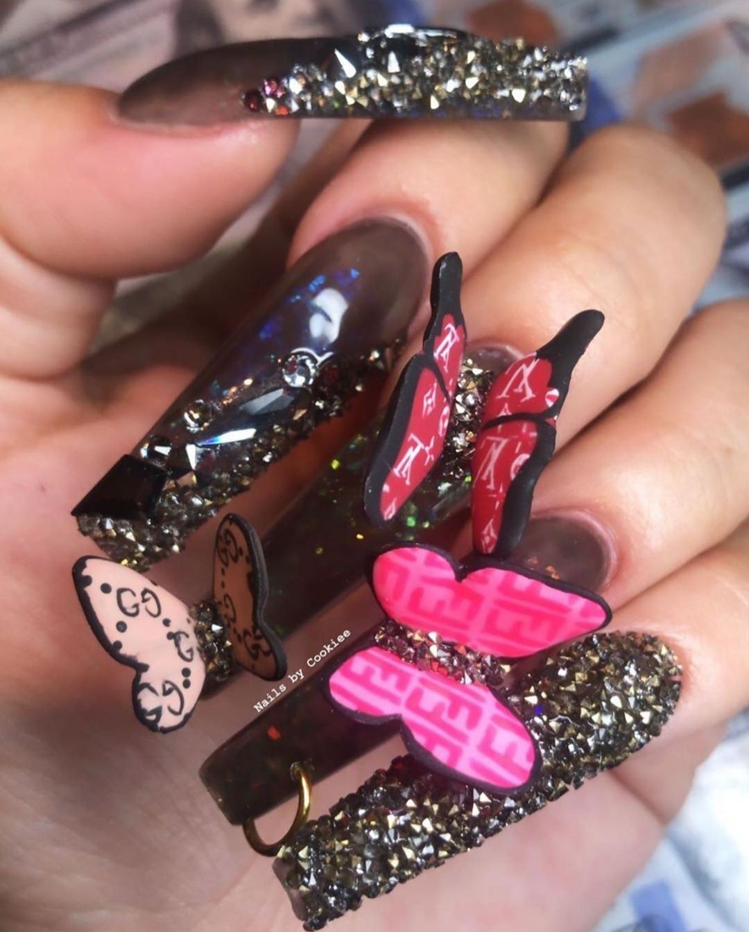 Long Lv Nail Designs