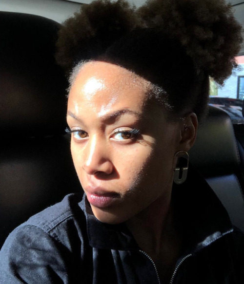 Nicole Beharie Nikki Beharie afro puffs natural hair black hair black girl magic cinnamon roll