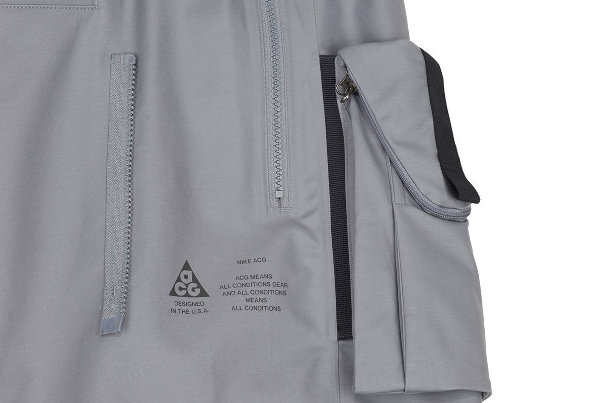 nike acg deploy cargo